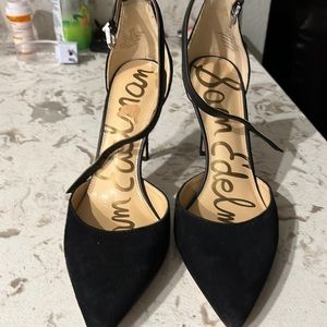 Black suede Sam Edelman heels. Size 6.5 very good condition